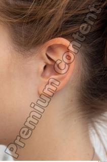 d0011 Young girl ear reference 0001
